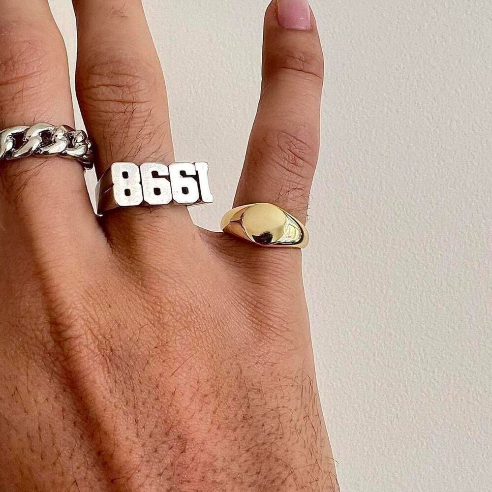 y2k vintage gold signet oval ring